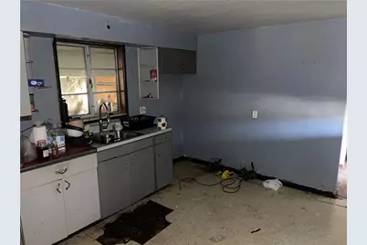 1000 Collinsburg Rd, Belle Vernon, PA 15089 - Photo 6