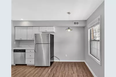 784 Carriage Cir, Pittsburgh, PA 15205 - Photo 6