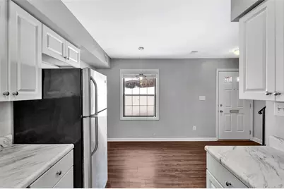 784 Carriage Cir, Pittsburgh, PA 15205 - Photo 4