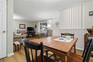 677 Doris Dr, Scott Township, PA 15243 - Photo 12