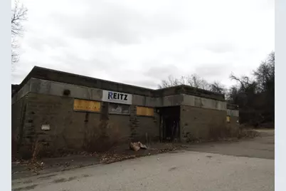 805 Wood St, East Pittsburgh, PA 15112 - Photo 6