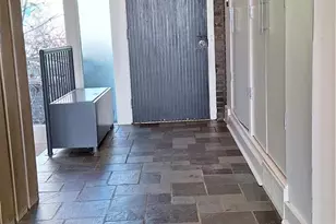 90 E Woodland, Pittsburgh, PA 15232 - Photo 4