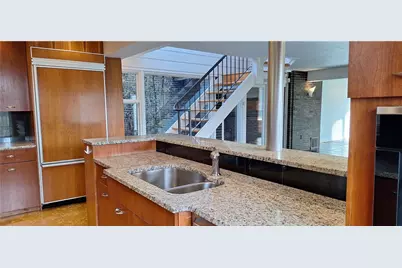 90 E Woodland, Pittsburgh, PA 15232 - Photo 22