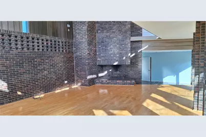 90 E Woodland, Pittsburgh, PA 15232 - Photo 8