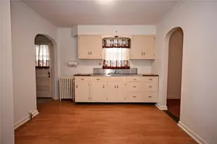 901 Gary Ave, Clairton, PA 15025 - Photo 20