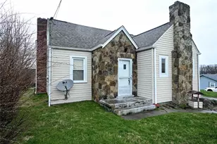 901 Gary Ave, Clairton, PA 15025 - Photo 10