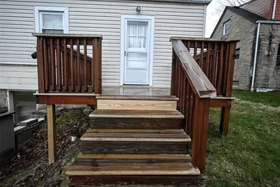 901 Gary Ave, Clairton, PA 15025 - Photo 4