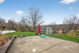 918 Willow Glen Dr, Bethel Park, PA 15102 - Photo 34