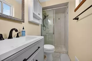 918 Willow Glen Dr, Bethel Park, PA 15102 - Photo 16