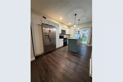 21 Bradbury St, South Union Township, PA 15401 - Photo 2