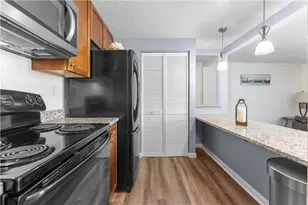 330 New World Dr, Jefferson Hills, PA 15025 - Photo 10