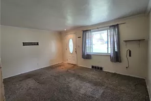 109 Webster Dr, Pittsburgh, PA 15235 - Photo 4