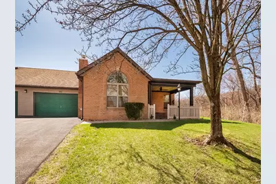 1252 Stanford Ct, Coraopolis, PA 15108 - Photo 2