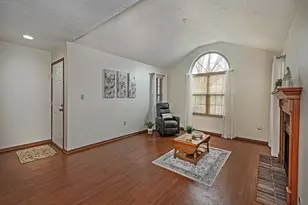 1252 Stanford Ct, Coraopolis, PA 15108 - Photo 4