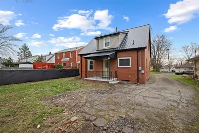 1908 Haywood St, Farrell, PA 16121 - Photo 18