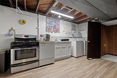 804 Redwood Dr, Cecil, PA 15057 - Photo 16