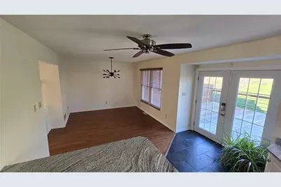 243 Augusta St, Pittsburgh, PA 15211 - Photo 4