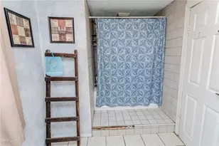 601 E Washington Ave, Connellsville, PA 15425 - Photo 28