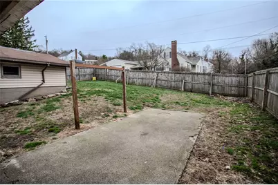 601 E Washington Ave, Connellsville, PA 15425 - Photo 8