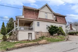 601 E Washington Ave, Connellsville, PA 15425 - Photo 4