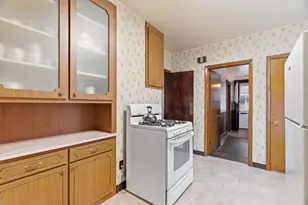 2375 E Beckert Ave, Pittsburgh, PA 15212 - Photo 14