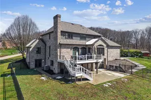 421 Lenox Ct, Richland, PA 15044 - Photo 4