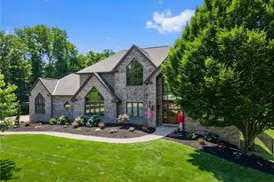 421 Lenox Ct, Richland, PA 15044 - Photo 2