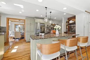 185 Inglewood Dr, Pittsburgh, PA 15228 - Photo 12