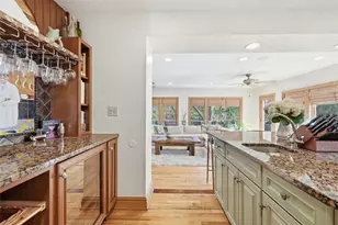 185 Inglewood Dr, Pittsburgh, PA 15228 - Photo 10