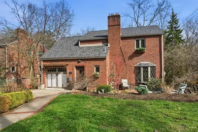 185 Inglewood Dr, Pittsburgh, PA 15228 - Photo 1