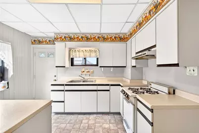 814 Liberty Street, Duquesne, PA 15110 - Photo 14