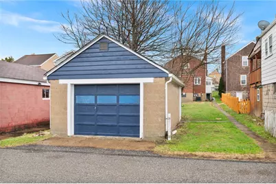 228 W Marigold St, Munhall, PA 15120 - Photo 28