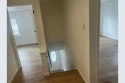 4623 E Willock Rd, Pittsburgh, PA 15227 - Photo 4