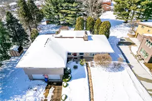 120 Everest Dr, North Huntingdon, PA 15642 - Photo 32