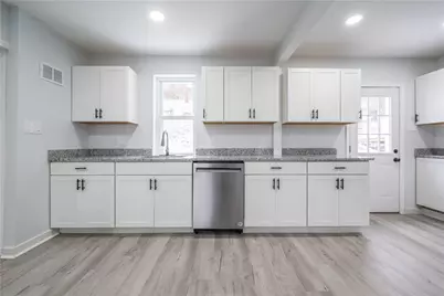 665 Allison Hollow Rd, Chartiers, PA 15301 - Photo 2