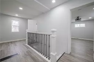 665 Allison Hollow Rd, Chartiers, PA 15301 - Photo 8