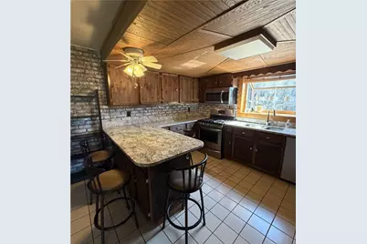 106 South Pike Road, Buffalo Township, PA 16055 - Photo 2