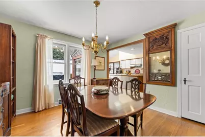 110 Stuart St, Bethel Park, PA 15102 - Photo 8