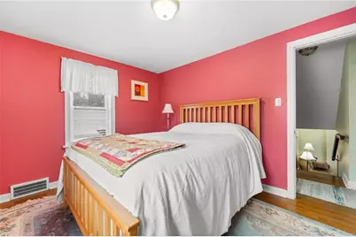 110 Stuart St, Bethel Park, PA 15102 - Photo 16