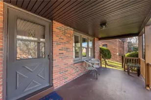 110 Stuart St, Bethel Park, PA 15102 - Photo 4