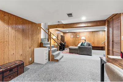 110 Stuart St, Bethel Park, PA 15102 - Photo 22