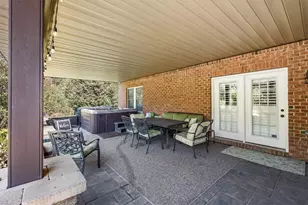 204 Durrow Ct, Pine Township, PA 16046 - Photo 10