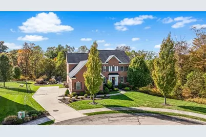 204 Durrow Ct, Pine Township, PA 16046 - Photo 2