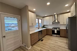 504 Giffin Ave, Canonsburg, PA 15317 - Photo 16