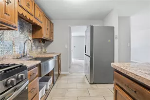 3143 New Hampshire Dr, Lower Burrell, PA 15068 - Photo 8