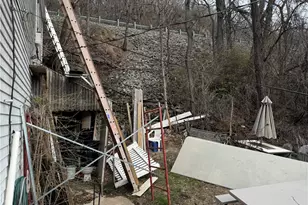 1881 Noble St, Pittsburgh, PA 15215 - Photo 4