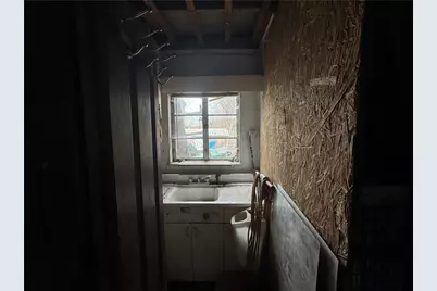 1881 Noble St, Pittsburgh, PA 15215 - Photo 10