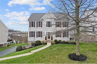 1335 Maplewood Cir, South Strabane, PA 15301 - Photo 2