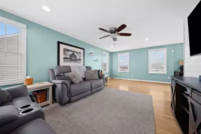 1335 Maplewood Cir, South Strabane, PA 15301 - Photo 8