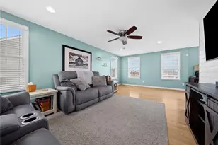 1335 Maplewood Cir, South Strabane, PA 15301 - Photo 8